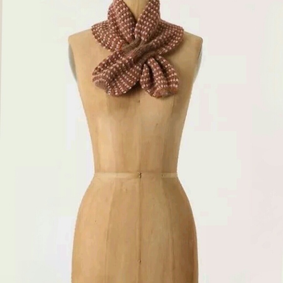 Gifts! New Anthropologie Scarf Winter Scarf Knit - Picture 2 of 6